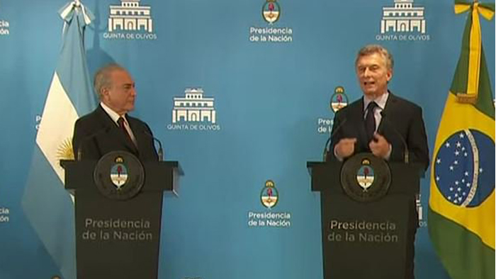 Macri lidera uno de los gobiernos que avala el golpe de Estado en Brasil, y recibió a Temer en la Casa Rosada.