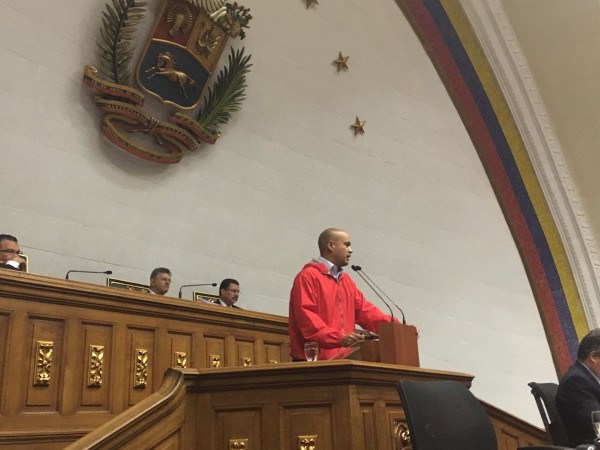 Héctor Rodríguez, diputado del PSUV, interviene en Asamblea Nacional de Venezuela durante la sesión especial del parlamento.