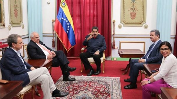 El presidente venezolano Nicolás Maduro ha llamado al diálogo en ese país en numerosas ocasiones