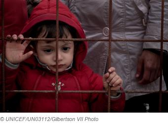 Para la Unicef, los 10 mil niños no acompañados desaparecidos en Europa confirma que estos niños se enfrentan a grandes peligros tratando de huir de la guerra en sus países.