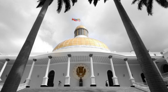 La Asamblea Nacional de Venezuela se encuentra desacato tras fallo judicial