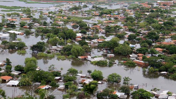 Hay 180 mil evacuados por fuertes inundaciones entre Argentina, Uruguay, Paraguay y Brasil