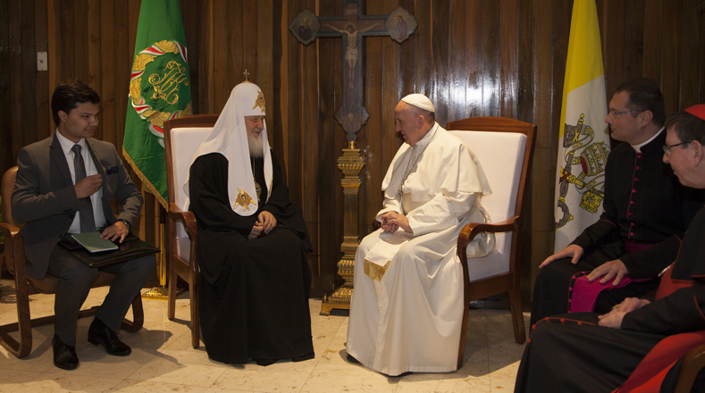 El papa Francisco, en medio del encuentro, precisó que ambos jerarcas conversaron claramente, por lo que ratificaron su sentido de consolación del espíritu en el diálogo.
