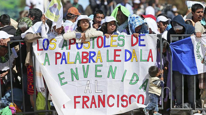 Comunidades indígenas del Estado de Chiapas le dieron la bienvenida al Papa