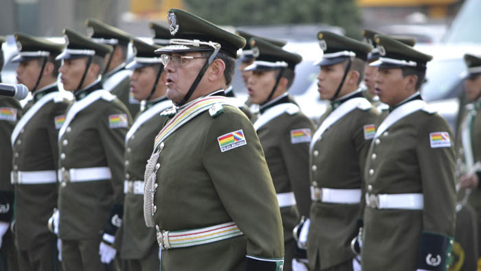 Policías bolivianos se preparan para el referendo del 21 de febrero