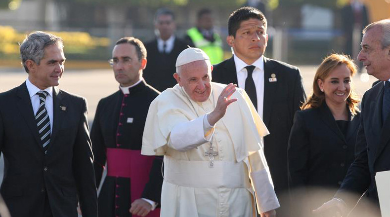 El Papa partió a Ciudad Juárez, estado de Chihuahua para culminar su visita a México