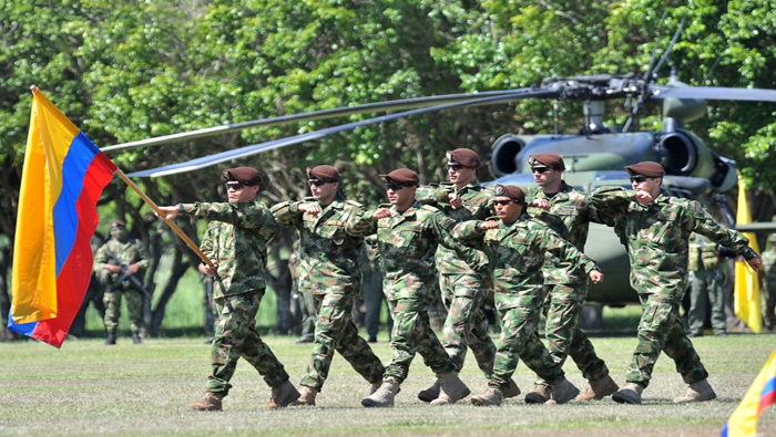 Los militares colombianos ven en el proyecto una alternativa para rebajar sus penas o solucionar sus líos jurídicos.