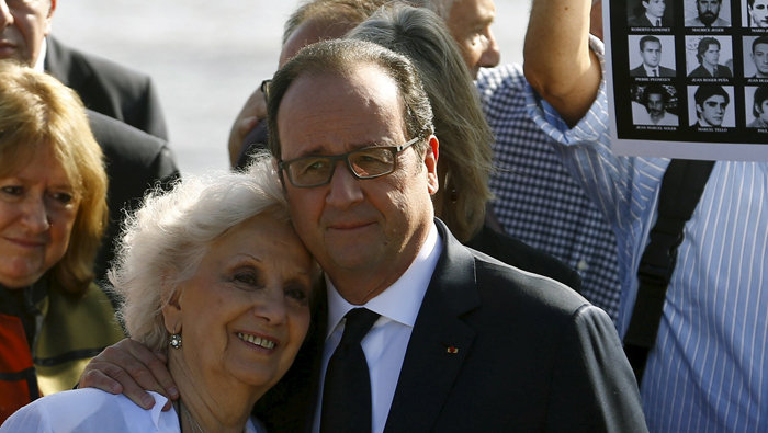 Francoise Hollande estuvo acompañado por la presidenta de Abuelas de Plaza de Mayo en el homenaje a las víctimas de la dictadura