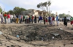 Días antes, el grupo Al-Shabab también se adjudicó la explosión de un coche bomba en el hotel de Mogadiscio.