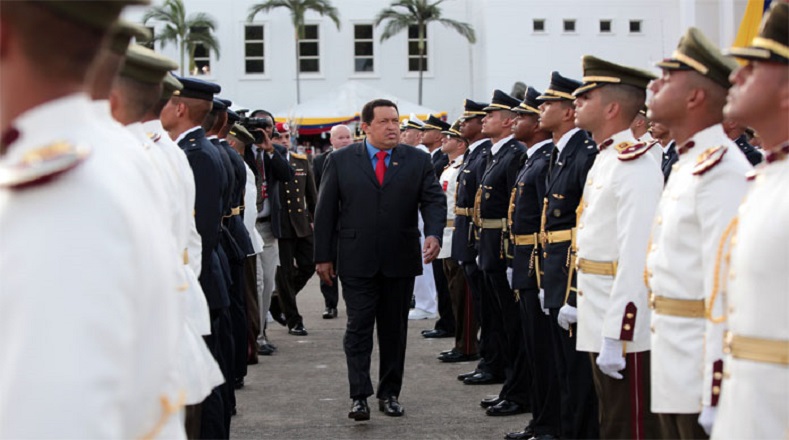 El Comandante Chávez aupó la unión-cívico militar del pueblo venezolano. 