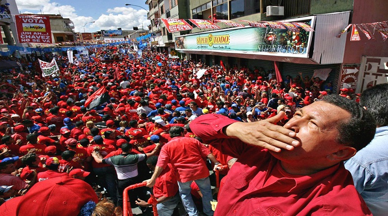 Chávez sacó al pueblo de la desesperanza y lo rescató para la vida, el futuro, la paz, la alegría y la dignidad.