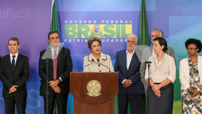 Dilma Rousseff: la oposición tiene absoluto derecho a divergir, pero no puede continuamente dividir al país.