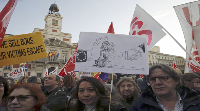 Marchan en España contra acuerdo UE-Turquía sobre refugiados