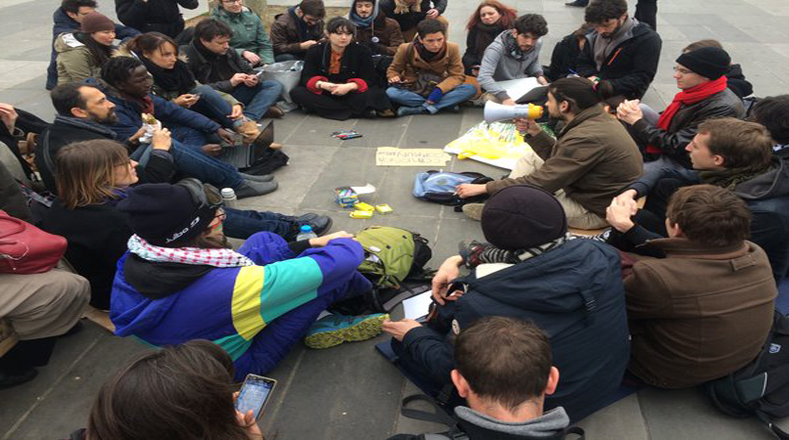 La acampada de París inició con las comisiones del movimiento 32 mars de Nuit Debout.