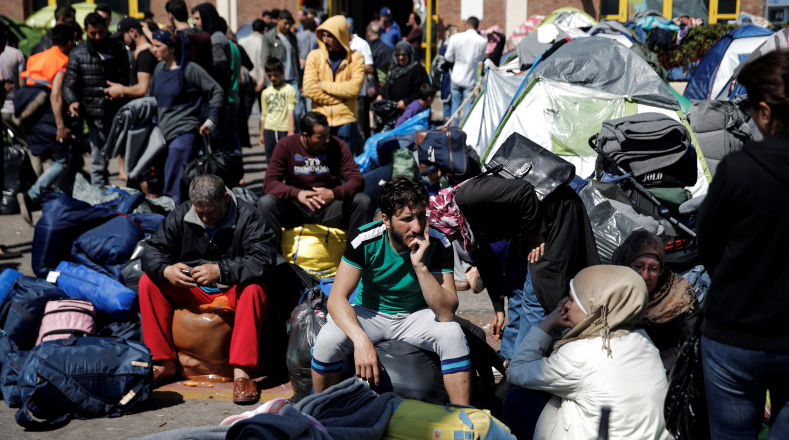 Decenas de refugiados llegan a Turquía expulsados de Grecia