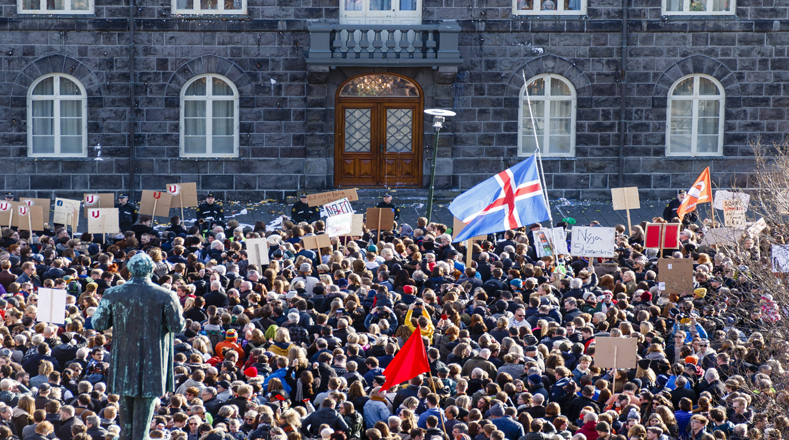 Caso Panama Papers sacude a Islandia con enormes protestas