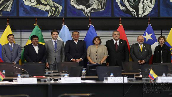 Los representantes de Ecuador, Bolivia, Venezuela, Colombia y México buscan un consenso de apoyo al congelamiento de la producción petrolera en el seno de la OPEP.