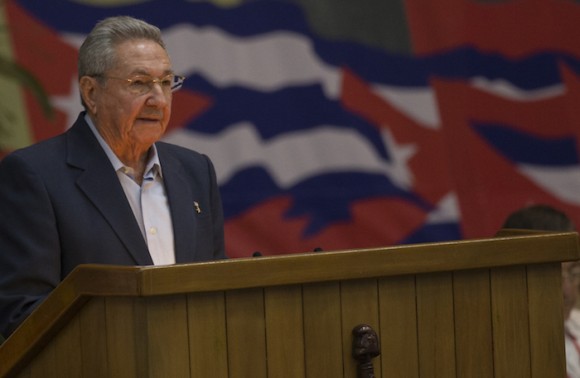 Castro señaló que se requiere mucha sensibilidad e intencionalidad política para avanzar en la implementación de los lineamientos del Partido.