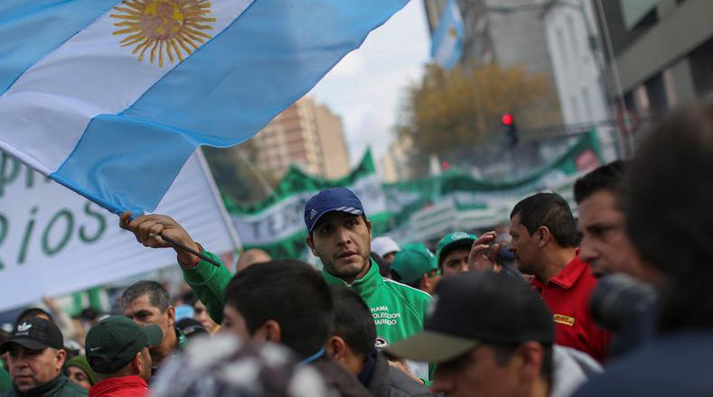 Movilizaciones contra Mauricio Macri no cesan en Argentina