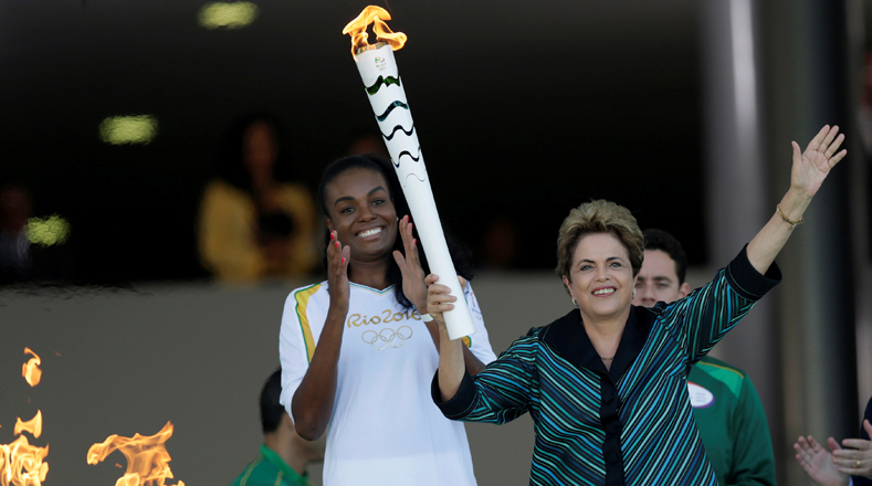 La antorcha olímpica está en Brasil para los Juegos de Río 2016