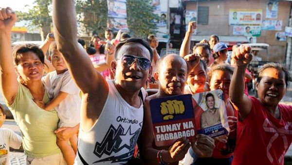 Los ciudadanos piden un cambio real del entorno social donde viven y por eso creen que la opción es votar por Duterte.