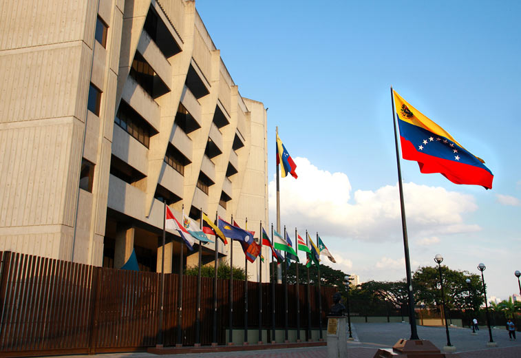 La Sala Constitucional informó que el decreto cumple con los principios establecidos en la Constitución de Venezuela.