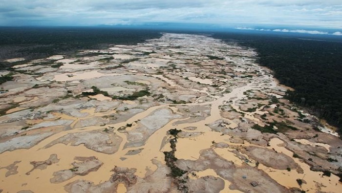 La minería ilegal contaminó con mercurio los ríos y especies hidrobiológicas de las poblaciones de al menos 11 distritos.