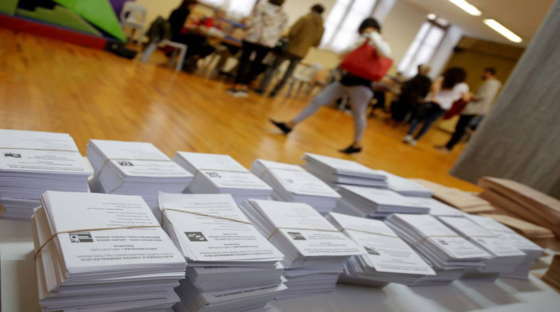 Más de 36,5 millones de españoles fueron convocados a las urnas este domingo por segunda vez en seis meses.