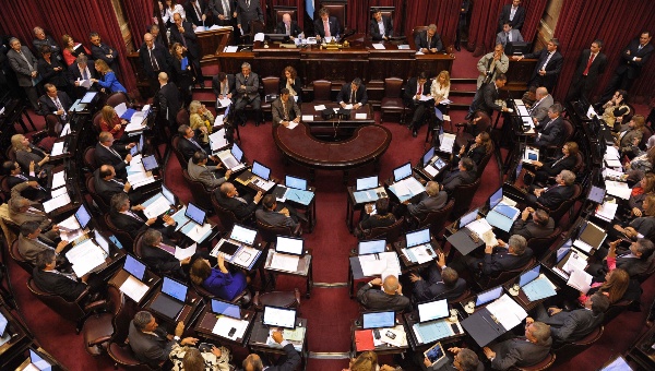 El senado argentino aprobó nueva ley en beneficio de Mauricio Macri