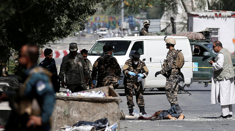 La protesta transcurría entre fuertes medidas de seguridad: fue clausurado el centro de Kabul con controles y barricadas de palés y varios helicópteros sobrevuelan la ciudad, pero la manifestación era pacífica.