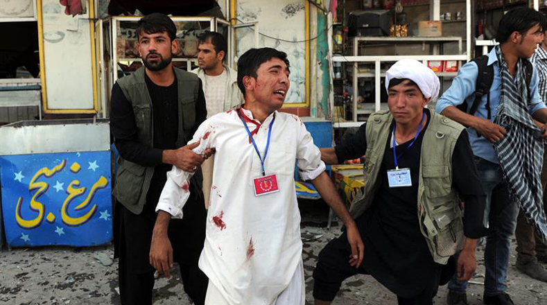Ashraf Gani, el presidente de Afganistán, detalló que entre los heridos y muertos hay miembros de las fuerzas de seguridad y defensa.