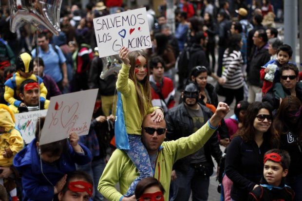 Santiago de Chile será escenario de la protesta contra la ley de protección de glaciares.