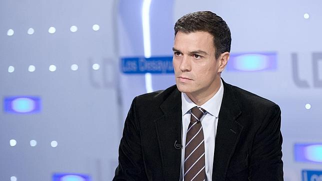 Pedro Sánchez criticó el pacto entre el PP y Ciudadanos y lo calificó como “conservador y continuista”.
