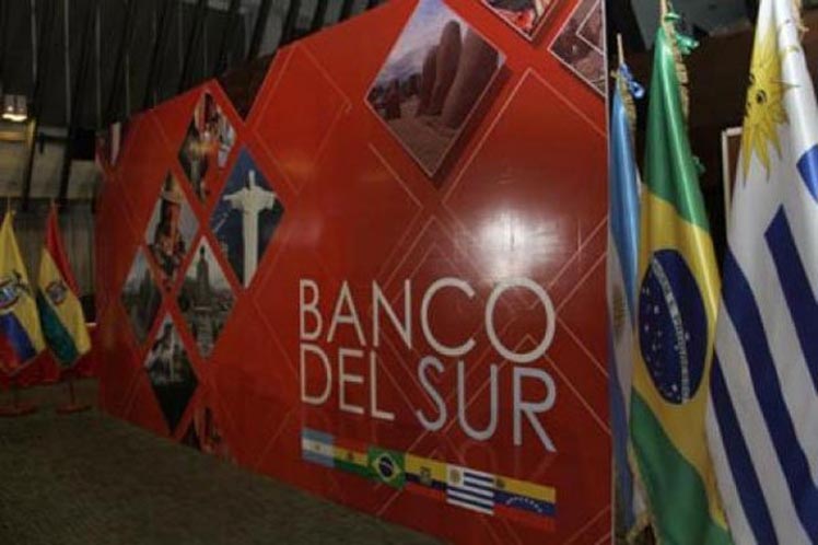 El Banco del Sur se concibe como una fuente de financiación regional que impulse el comercio y la productividad en América Latina.