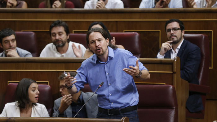 El líder de Podemos afirmó que apoyaría al Psoe como alternativa de gobierno al PP