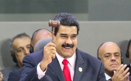 El dignatario venezolano aseguró que este mando "será usado con firmeza y lealtad para la causa de nuestros pueblos".