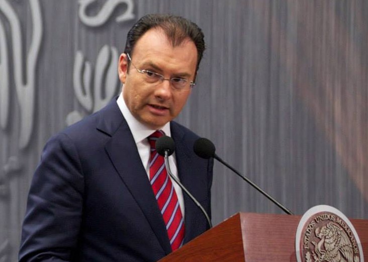 Videgaray puso su cargo a la orden del presidente mexicano.