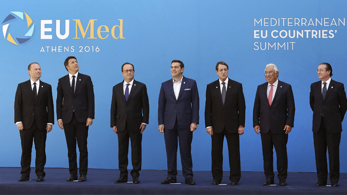Tsipras recibió a sus homólogos europeos en Atenas.