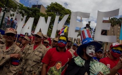 Los pueblos latinoamericanos rechazan la injerencia de EE.UU.