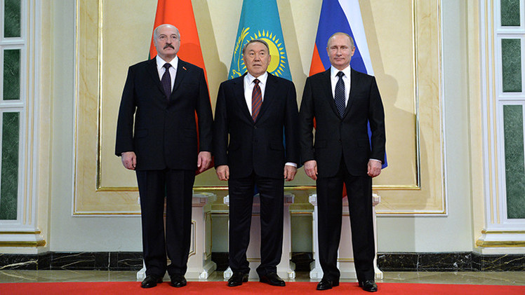 El Jefe del Kremlin manifestó su apoyo a la reelección del presidente de Kazajistán, Nursultán Nazarbáyev.