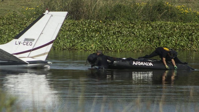 Avión argentino siniestra en la Laguna el Sauce al este del Uruguay