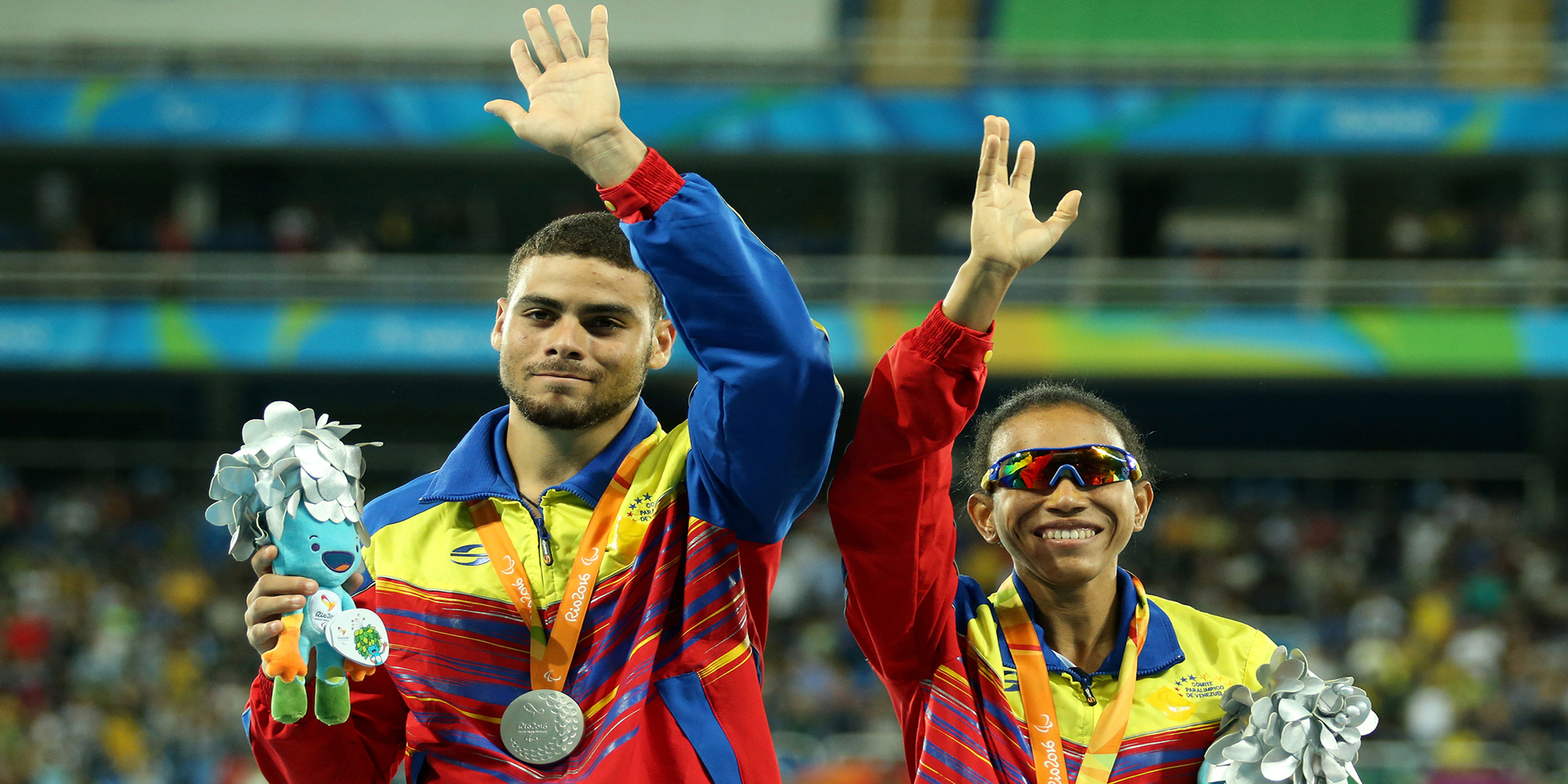 Con el podio de Sol Rojas (der.), Venezuela logró tres preseas de plata.