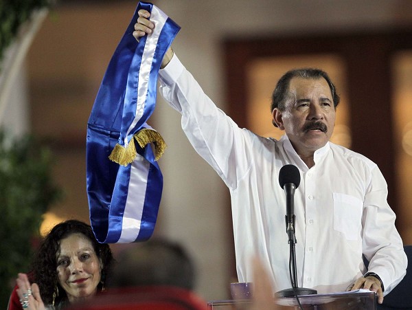 El nicaragüense Daniel Ortega obtiene con una gran ventaja popular su cuarto mandato presidencial.