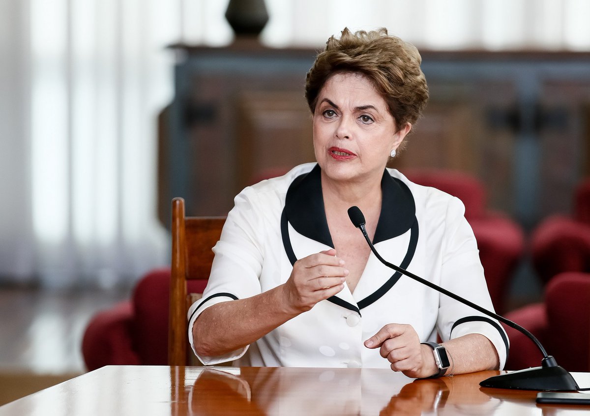 La expresidenta instó a los brasileños a 