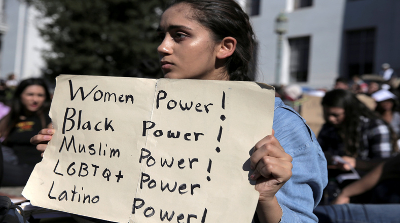 "Poder de las mujeres" fue uno de los mensajes de las protestas.