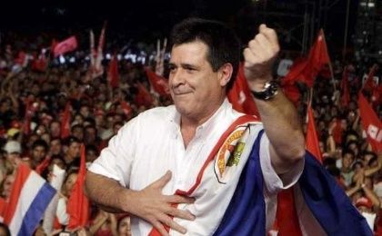 Horacio Cartes aspira a continuar en el poder a pesar del rechazo popular
