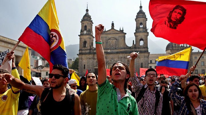 El ELN hizo un llamado a la sociedad colombiana a participar en las movilizaciones pacíficas para exigir una solución política al conflicto.