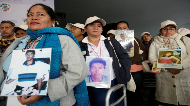 A la caravana conformada por 41 mujeres y hombres, oriundos de Honduras, El Salvador, Guatemala y Nicaragua, se unió la madre de un soldado desaparecido en 2012.