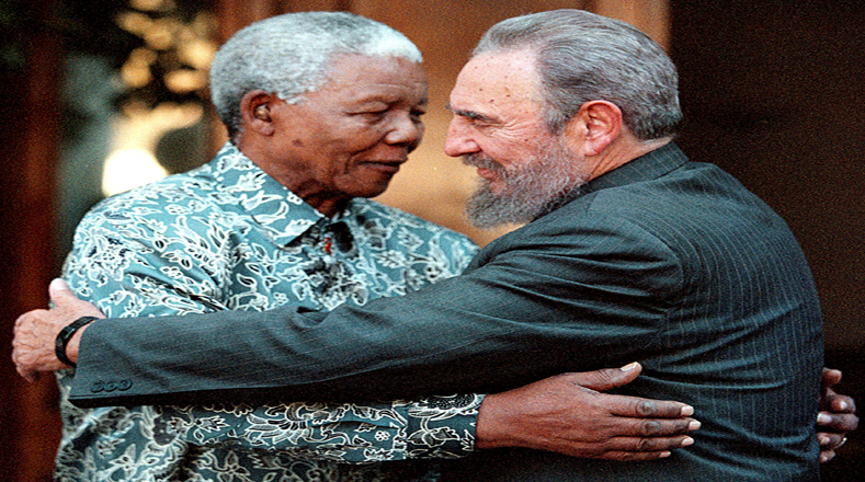 Nelson Mandela siempre fue un fiel defensor del comandante Fidel Castro Ruz.