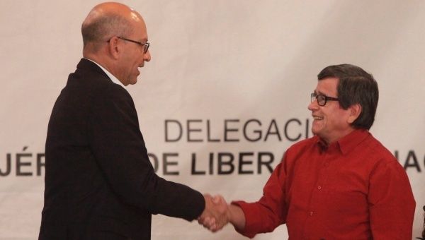 Colombia busca un acuerdo con el ELN para alcanzar la paz completa, después de sellar el fin de la confrontación de cinco décadas con las FARC-EP